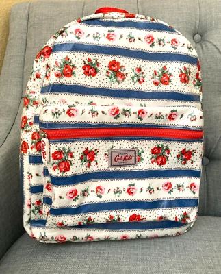 Mochila de Bolsillo CATH KIDSTON LONDON Cath Niños Rosas y Rayas Azules Tamaño Completo Foto 1 de 4