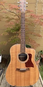 Taylor 210ce Dreadnought Cutaway Electro Acoustic Guitar - Picture 1 of 12