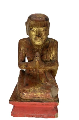 Antigua estatua de monje birmano de madera dorada Foto 1 de 4