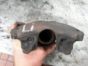 REMKLAUW LINKS VOOR Opel Vectra B (36) Sedan 2.0 DTi 16V (X20DTH) - Bild 1 von 4