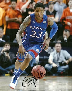 SACRAMENTO KINGS BEN McLEMORE HAND SIGNED KANSAS JAYHAWKS 8X10 PHOTO W/COA - Picture 1 of 1