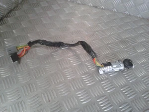 Neiman + Clef - RENAULT LAGUNA II (2) phase 1 1.9 DCi 120CV de 2000 à 2005 - Picture 1 of 4