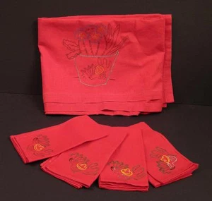 Mid Century Mexico Motif Sleeping Man Cactus, Red Tablecloth & 4 Napkins Set - Picture 1 of 5