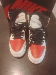 Jordan 1 retro high OG taglia 5 anni - Foto 1 di 12