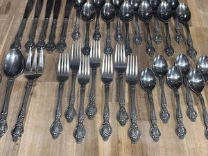 Vintage Rogers Edelstahl Besteck 33-teiliges Set, Silberbesteck, hergestellt in Korea - Bild 1 von 15