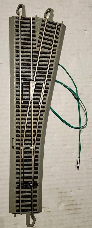 Bachmann  E-Z Command Digital Command Control #5 Turnout Right H4465-A - Image 1 of 4