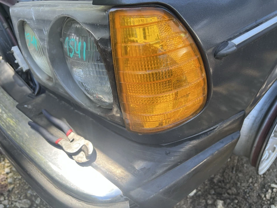 Mercedes-Benz W123 1977-1985 Bosch intermitente 240D 280E 230 300D 300CD 300TD LH Foto 1 de 4