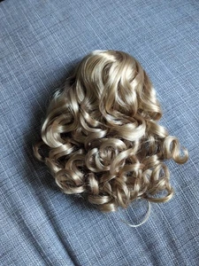 Truly Me 125 Wig B Blonde Curly Hair American Girl Doll OOAK Custom Replacement - Picture 1 of 9