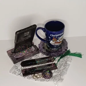 School/dorm table bundle coaster phone holder 2 bookmarks keychain geode purple - Picture 1 of 26