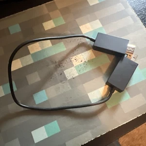 Microsoft Wireless Display Adapter Model 1733 P/N - getestet - Bild 1 von 2