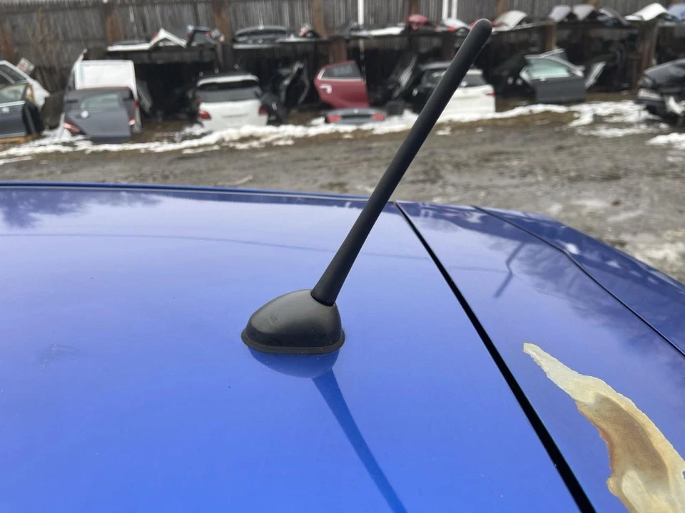 Palo de antena Honda Fit 2015-2020 negro PC: B593M 1,5 L MT TRACCIÓN DELANTERA 122 K - LX- 61934 Foto 1 de 4