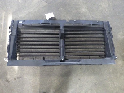 2025 Sierra 1500 Elevation 2.7L Upper Air Shutter Foto 1 de 4