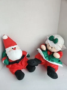 Set 2 Nylon Vintage 80er Stofftier Weihnachten Urlaub Weihnachtsmann und Frau Frau LESEN - Bild 1 von 9