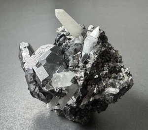 Wunderschöner Quarz ohne Fundort, 100 g, 6 x 4 x 4 cm - Bild 1 von 3