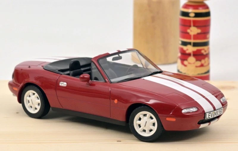 1 18 Mazda MX-5 Rosso Con Weissen Strisce 1989 Norev 188021 Limitato