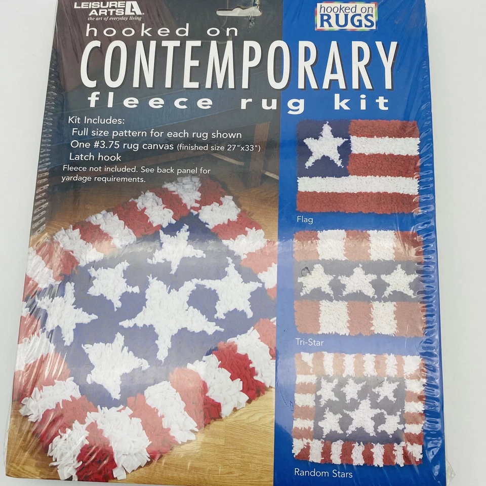 Kit de alfombra polar contemporánea enganchada Leisure Arts bandera americana rojo blanco azul Foto 1 de 4