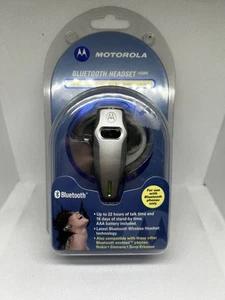 MOTOROLA Bluetooth Headset HS805 Gray Wireless Built In Mic Ear Hook NEW SEALED - Picture 1 of 4