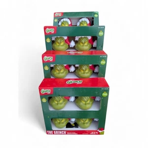 ​The Grinch 16 CT Pathway Markers Lights Up LED Lawn Stakes Christmas Decor NEW - Picture 1 of 9