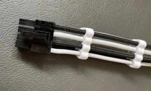 Corsair Type 4 Black & White PCIe GPU Power Cable by Bitfenix Alchemy 3/3 - Photo 1/6