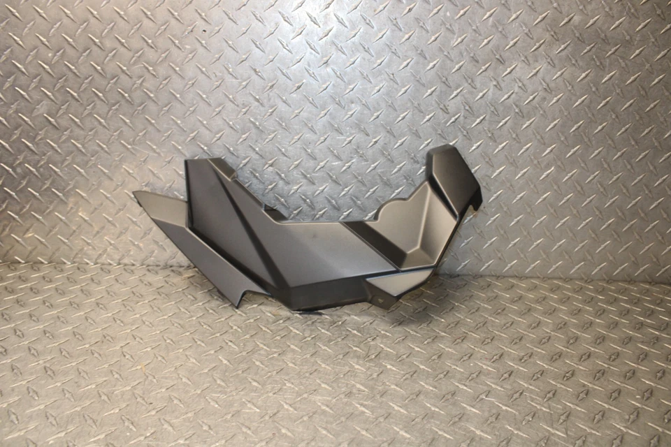 Placa Deco carenagem quadro direito 22 CF Moto CF650/CF 650 FABRICANTE DE EQUIPAMENTO ORIGINAL 6NQ0-041501 - Imagem 1 de 4