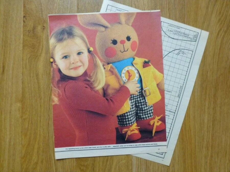 VTG JEAN GREENHOWE 25" FUNNY BUNNY RABBIT TEACHING TOY SEWING PATTERN - Image 1 of 1