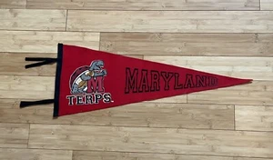 Striscione pennant 30" vintage Università del Maryland Terps Terrapins - Foto 1 di 9