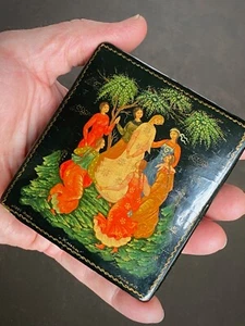 VTG Palekh Russian Lacquer Trinket Box | BRIDE MAIDEN Hand Painted Artist Signed - Picture 1 of 24