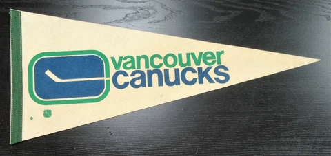 NHL Vancouver Canucks Vintage 1970s Logo Hockey Pennant Cover