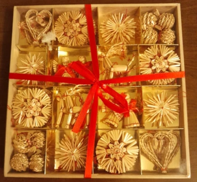 Adornos navideños de paja NUEVO hechos a mano Foto 1 de 4