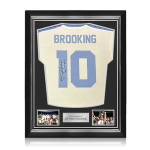 Camiseta de fútbol Trevor Brooking Back firmada 1980 West Ham FA Cup. Marco superior - Imagen 1 de 5