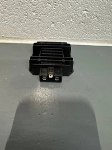 YAMAHA N MAX REGULATOR NMAX RECTIFIER N-MAX 125 155 2DP REGULATOR NMAX  - Picture 1 of 4