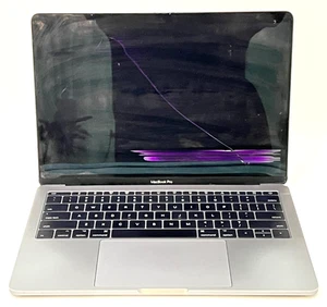 Apple MacBook Pro 2017 - 13" - i5-7360U - 8GB RAM - 256GB SSD (DAMAGED SCREEN) - Afbeelding 1 van 14