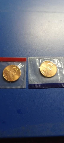 2006 P&D Lincoln Cents Unc in Mint Cello  " FREE SHIPPING " Cover
