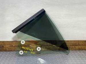 08-14 Ferrari California Rear Left LH Quarter Window Glass (Self Tint) - Foto 1 di 8
