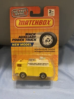 1991 MATCHBOX MB57 MACK AUXILIARY POWER TRUCK  - Image 1 of 4