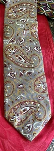 Brooks Brothers BFS Mens Tie Necktie 100% Silk Paisley USA - Picture 1 of 2