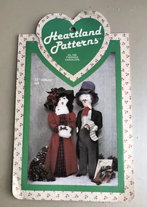 Heartland Patterns HL-105 Fireside Carolers 27” Christmas Vintage New - Picture 1 of 3