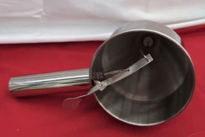 Embudo de pistón de acero inoxidable con soporte para dosificación de salsa crema - Imagen 1 de 3
