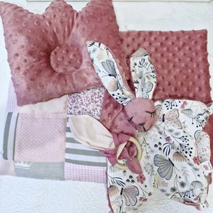 Baby Boy Girl Gift Set Blanket Pillow Wooden teething ring Baby Cusky Comforter - Picture 1 of 9