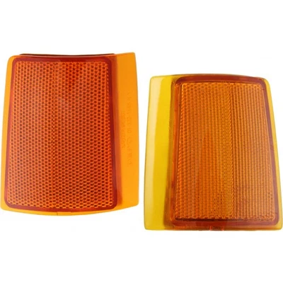 For 1994-1998 GMC C1500 Driver and Passenger Side Turn Signal/Side Marker Light - Image 1 of 4