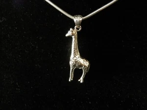 Hermoso colgante estatua de jirafa estilo Bali de plata esterlina con collar #945 - Imagen 1 de 5