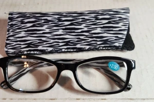Fashion Reading Glasses White & Black Frames +2.00 PD +/- 2mm with case - Bild 1 von 3