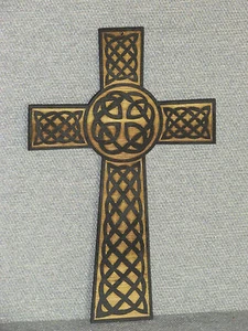 Keltisches 12 Zoll Kreuz, Maßanfertigung rustikal graviert Holz Wandbehang Kunst - Bild 1 von 4