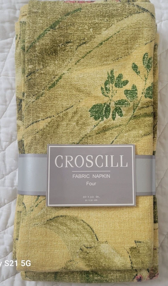 NEW CROSCILL Set Of 4 Fabric Napkin Square Leaf/Flower 20"X20" - Image 1 of 4