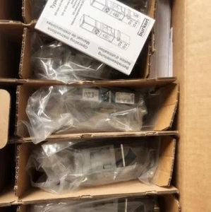 Una válvula solenoide nueva BURKERT 66526 00224726 - Imagen 1 de 5