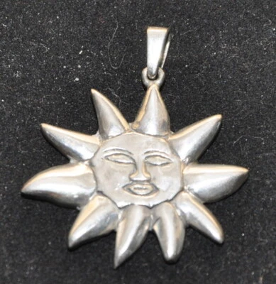 Ciondolo in Argento 925 forma di sole  - Immagine 1 di 2