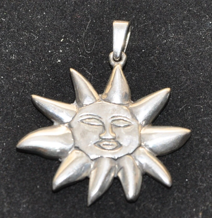 Ciondolo in Argento 925 forma di sole  - Immagine 1 di 2