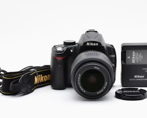 [Near MINT] Nikon D5000 12.3MP Digital SLR Camera 18-55 VR Lens from Japan #L1 - Picture 1 of 11