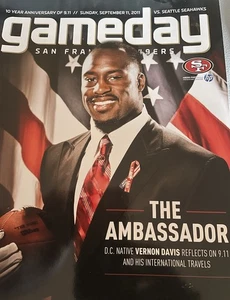 SF 49ers vs Seattle Seahawks (9/11/11) NEW Gameday Program VERNON DAVIS + - Picture 1 of 4