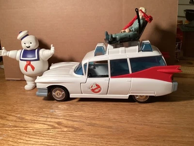 Ambulancia completa The Real Ghostbusters ECTO 1 con fantasmas de colección 1984 con figuras Foto 1 de 4